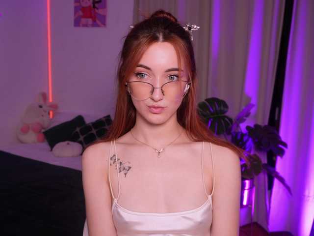 MilaFlame live cam on BongaCams