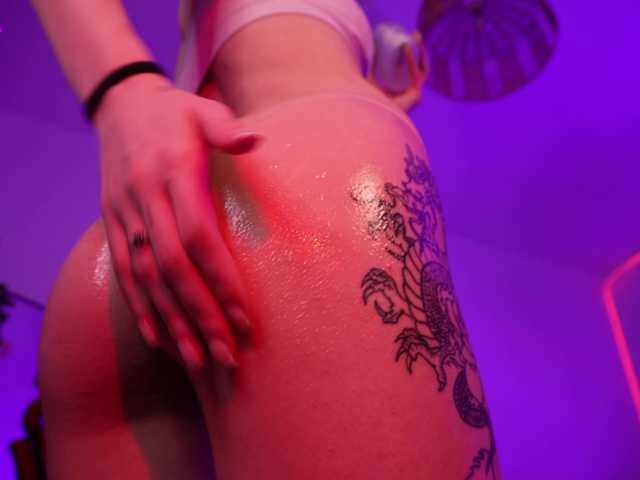 MilaFlame Nude Live Sex Shows
