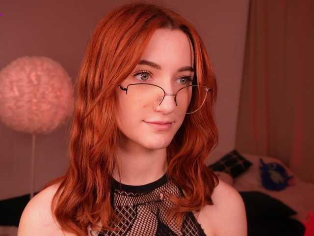 MilaFlame live cam on BongaCams