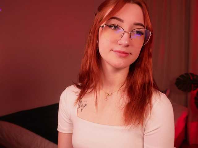 MilaFlame live cam on BongaCams
