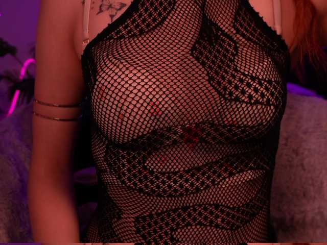 MilaFlame live cam on BongaCams