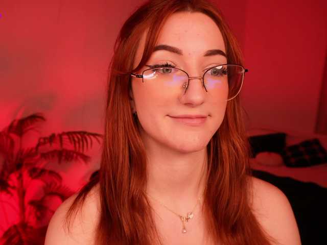 MilaFlame live cam on BongaCams