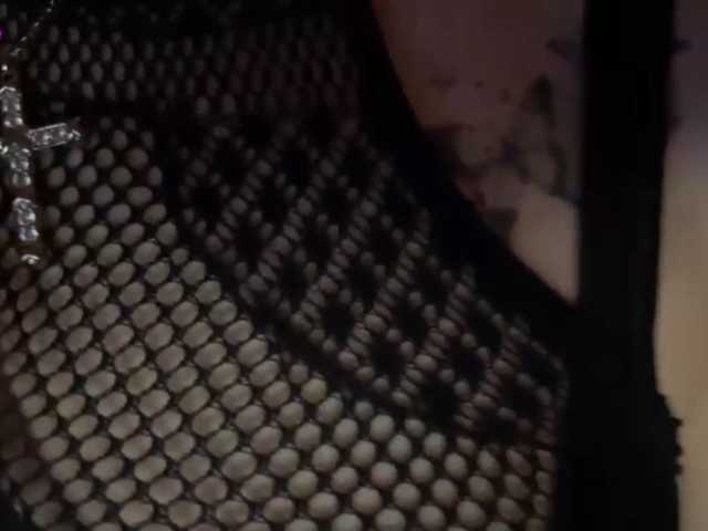 MilaFlame live cam on BongaCams