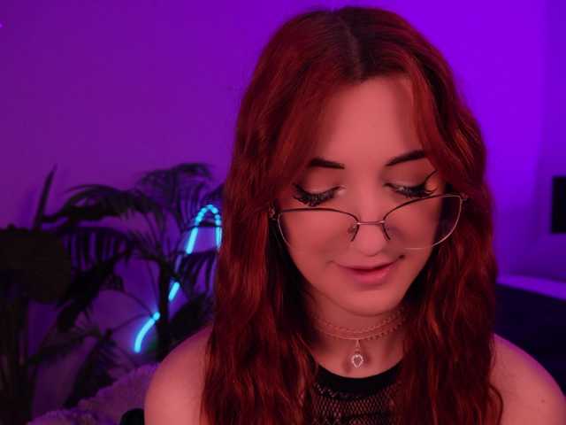 MilaFlame live cam on BongaCams