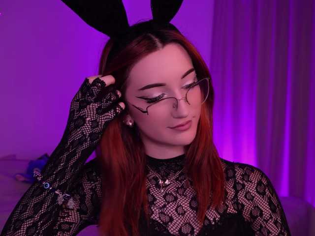 MilaFlame live cam on BongaCams