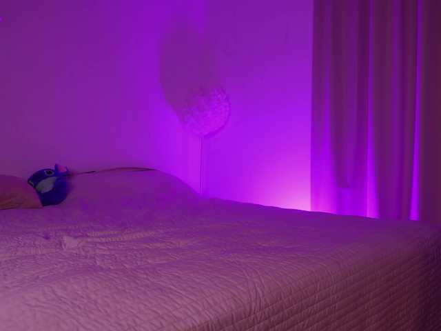 MilaFlame live cam on BongaCams