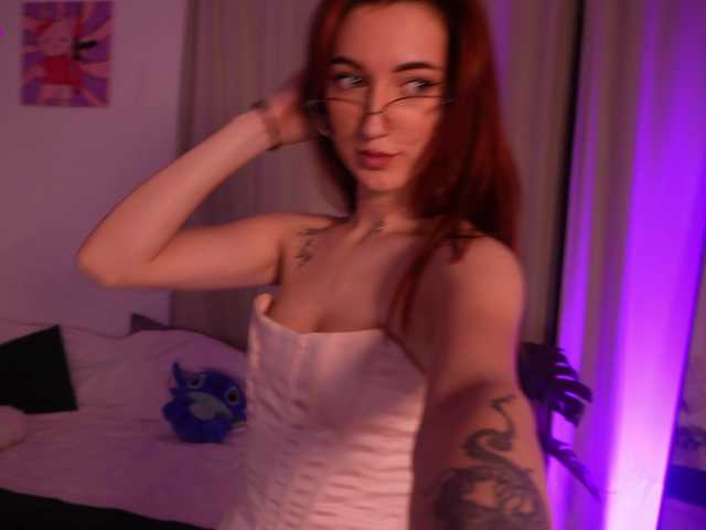 MilaFlame live cam on BongaCams