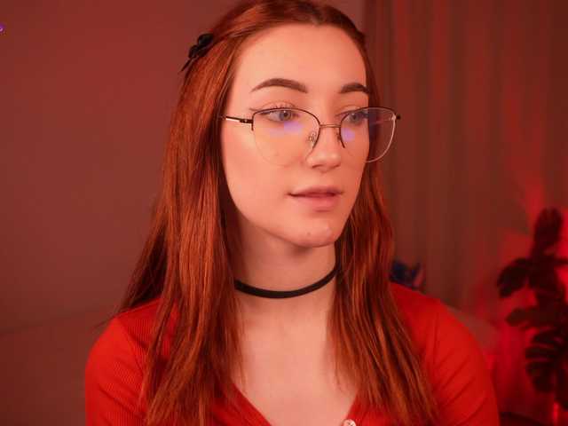 MilaFlame live cam on BongaCams