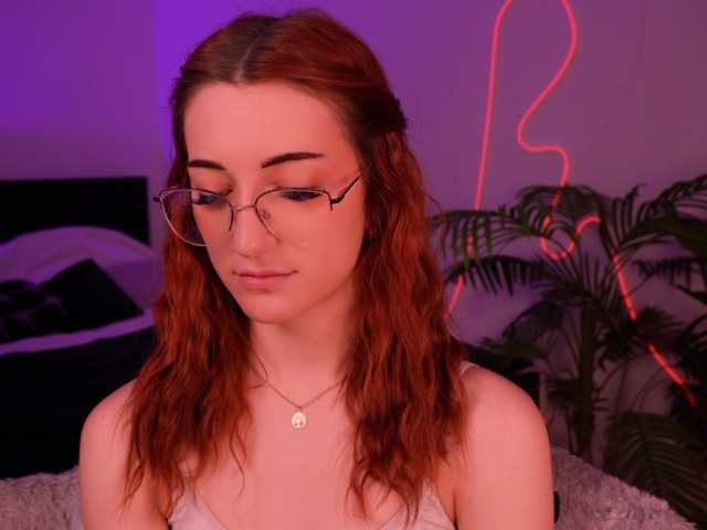 MilaFlame live cam on BongaCams