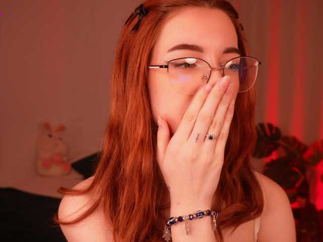 MilaFlame live cam on BongaCams