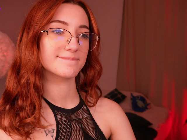 MilaFlame live cam on BongaCams