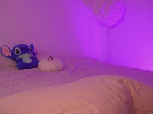 MilaFlame live cam on BongaCams