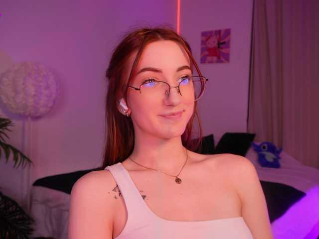 MilaFlame live cam on BongaCams