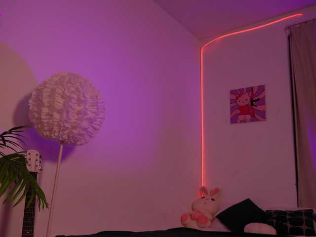 MilaFlame live cam on BongaCams