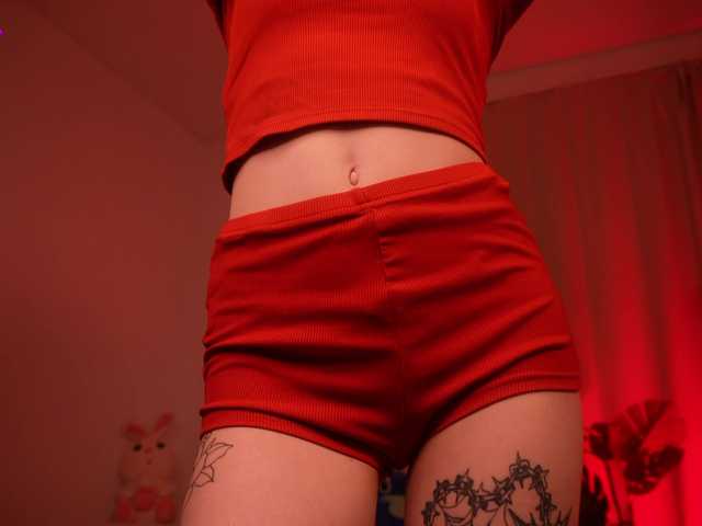 MilaFlame live cam on BongaCams