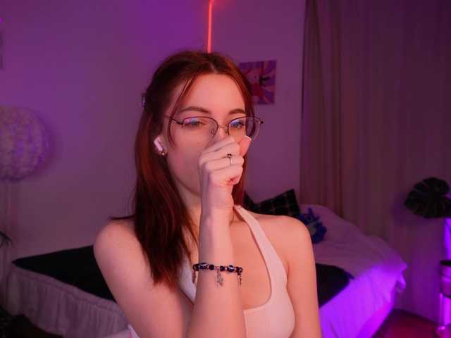 MilaFlame live cam on BongaCams
