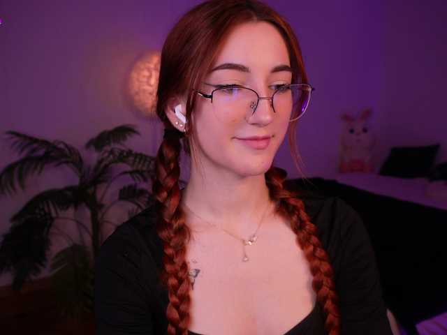 MilaFlame live cam on BongaCams