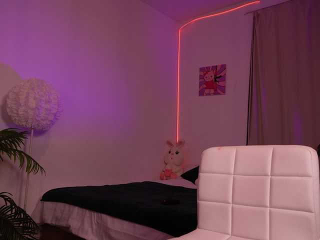 MilaFlame live cam on BongaCams