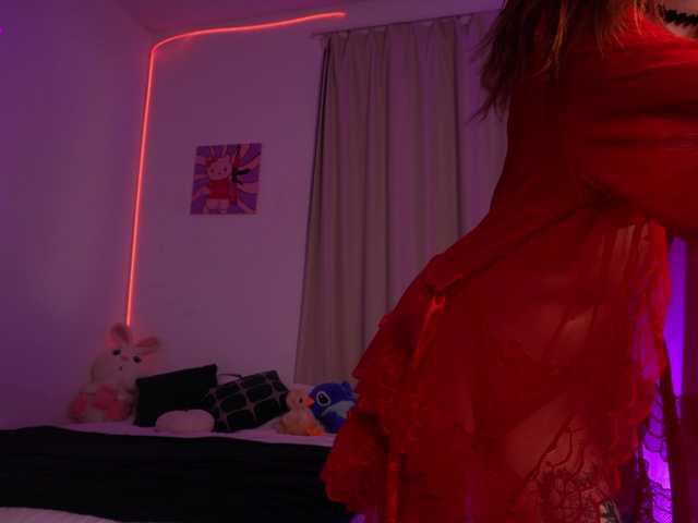 MilaFlame live cam on BongaCams
