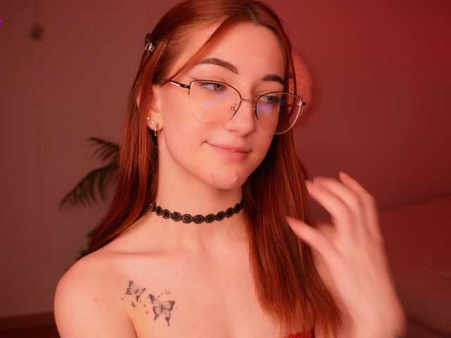 MilaFlame live cam on BongaCams