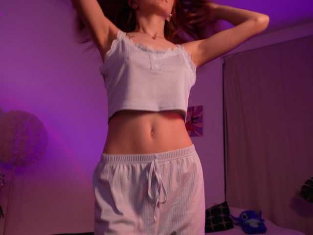MilaFlame live cam on BongaCams