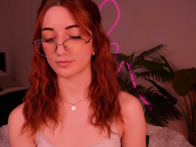 MilaFlame live cam on BongaCams