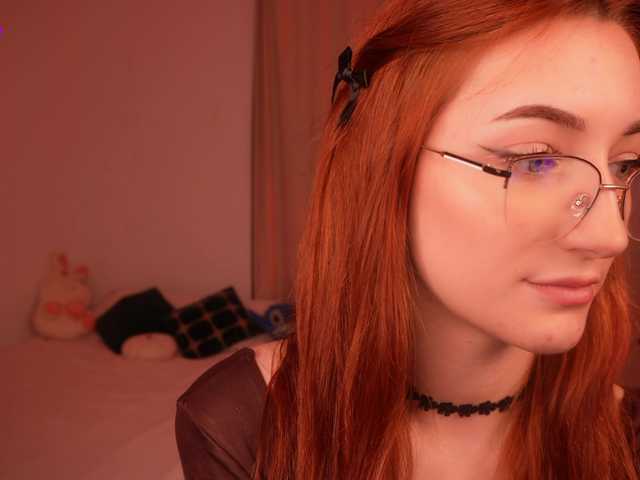 MilaFlame live webcam show