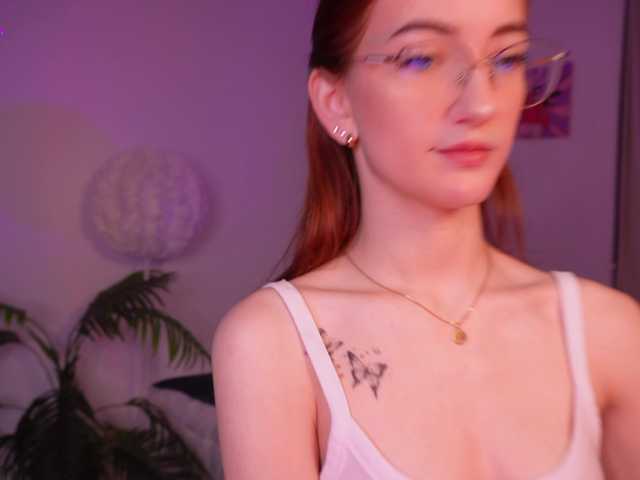 MilaFlame live cam on BongaCams