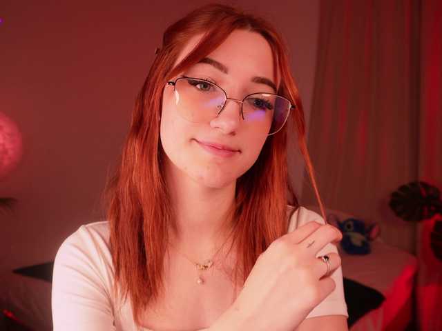 MilaFlame live cam on BongaCams