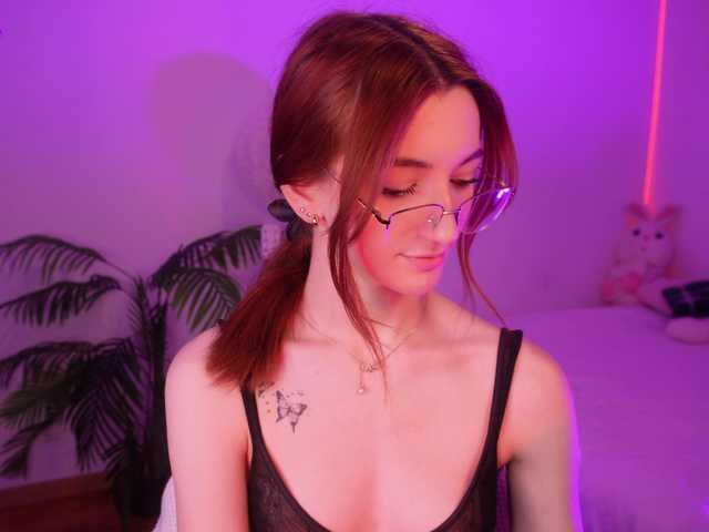 MilaFlame live cam on BongaCams