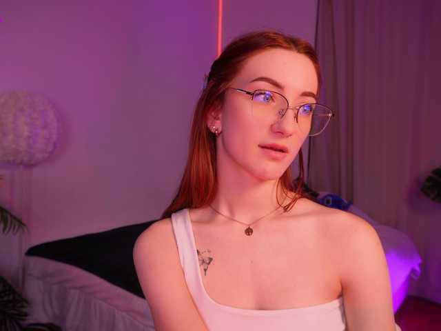 MilaFlame live cam on BongaCams