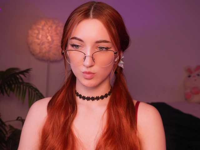 MilaFlame live cam on BongaCams