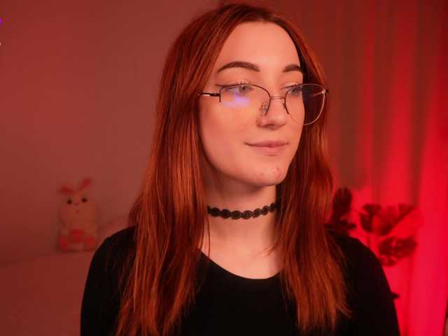 MilaFlame live cam on BongaCams