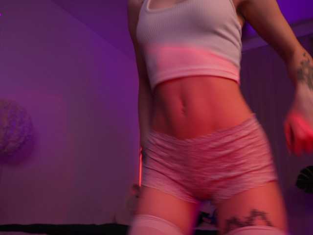 MilaFlame live cam on BongaCams