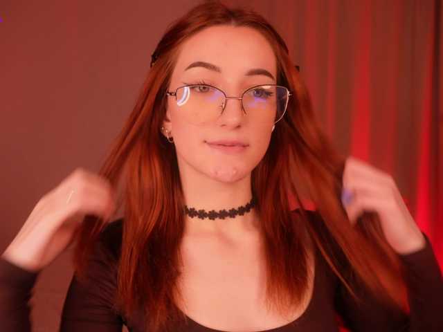 MilaFlame live cam on BongaCams