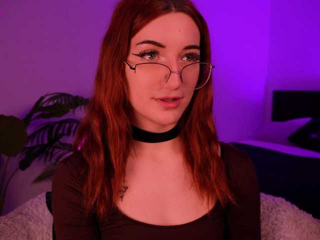 MilaFlame live cam on BongaCams