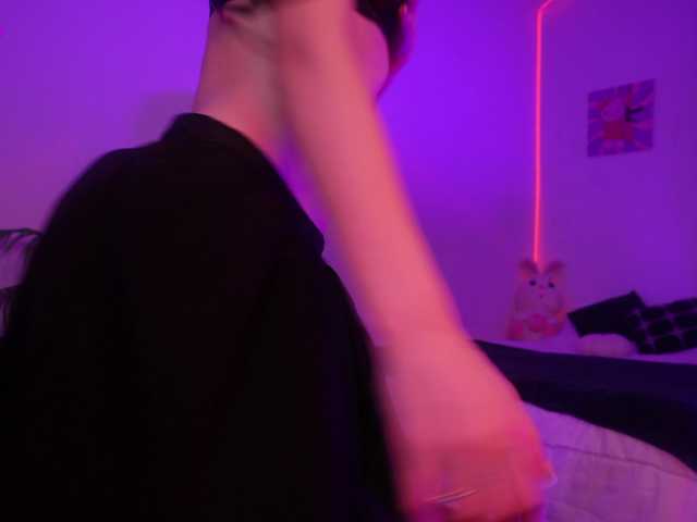 MilaFlame live cam on BongaCams