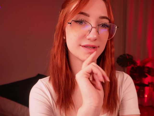 MilaFlame live cam on BongaCams
