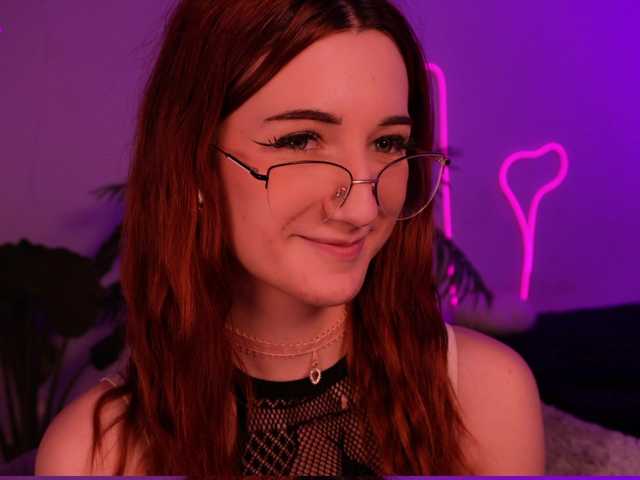 MilaFlame live cam on BongaCams