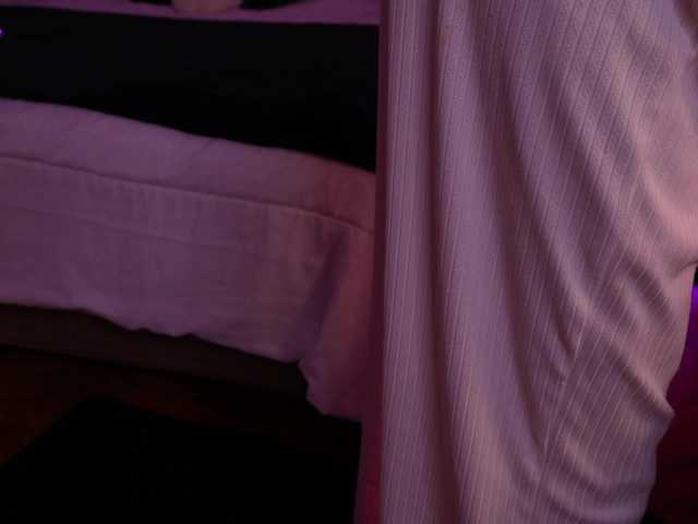MilaFlame live cam on BongaCams