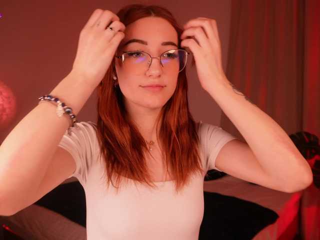 MilaFlame live cam on BongaCams