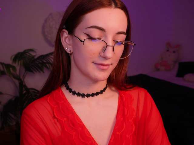 MilaFlame live cam on BongaCams