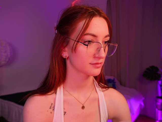 MilaFlame live cam on BongaCams