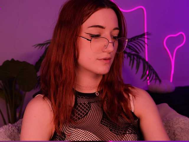 MilaFlame live cam on BongaCams