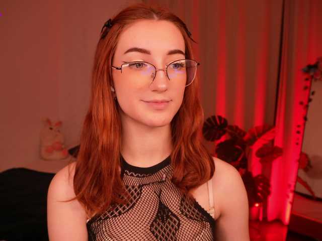 MilaFlame live cam on BongaCams