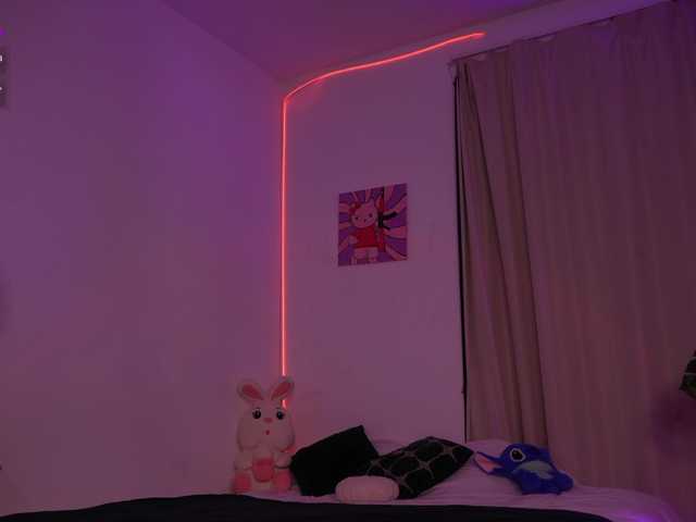 MilaFlame live cam on BongaCams