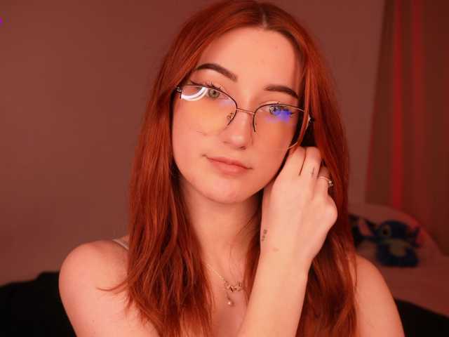 MilaFlame live cam on BongaCams