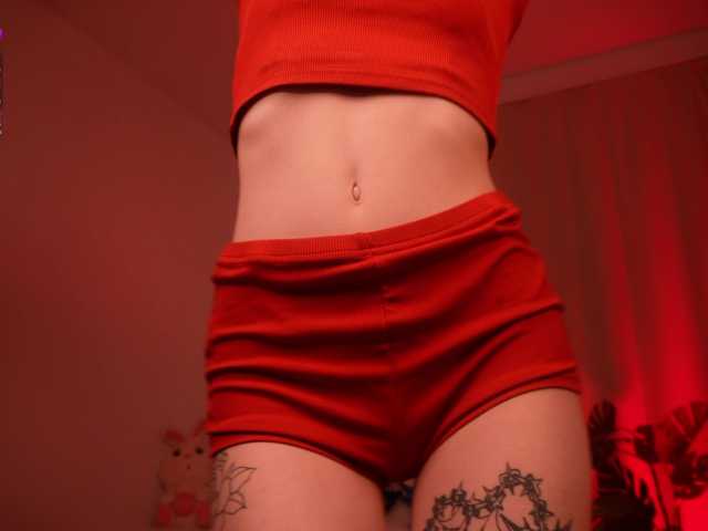 MilaFlame live webcam show