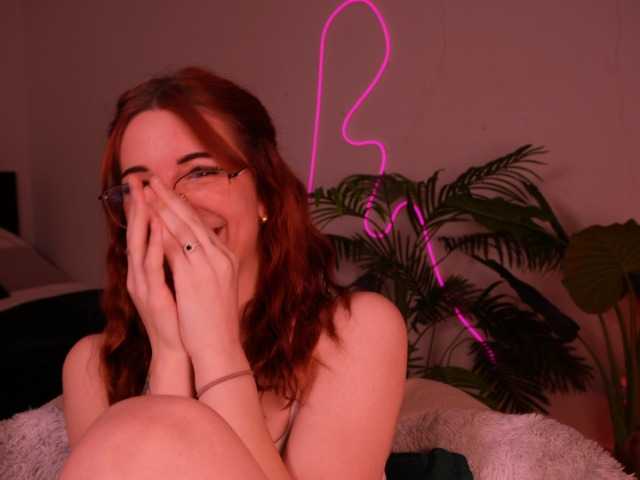 MilaFlame live cam on BongaCams