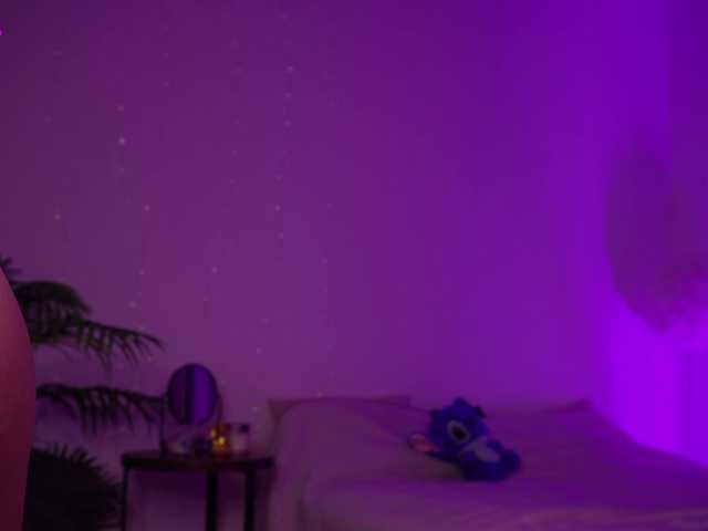 MilaFlame live cam on BongaCams